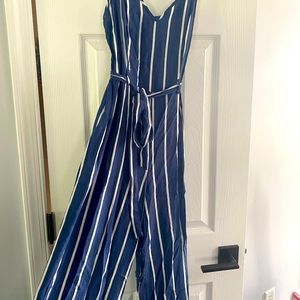 Forever 21 Stripped jumpsuit